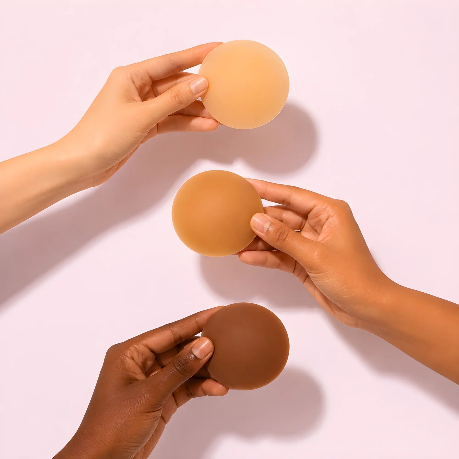 WEARBOCO Nipple Covers onzichtbaar onder een strakke top
